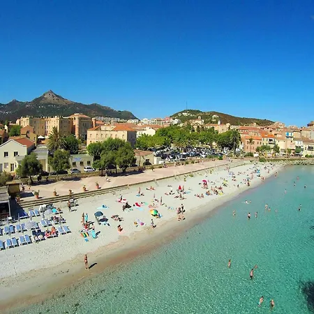 Corsican Coastal For 4 Daire